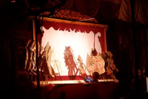 Penampilan dalang cilik Ki Handal Rinestu pada Arture Project, Sabtu (24/12/2024)